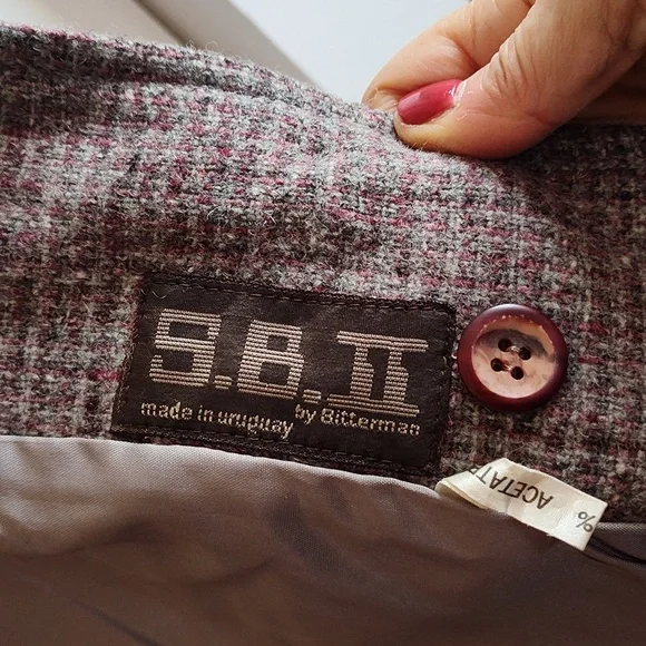 Vintage ladies tweed, wool blazer, size 13/14 Made in Uruguay. Fits like 6 or 8. - Picture 10 of 16